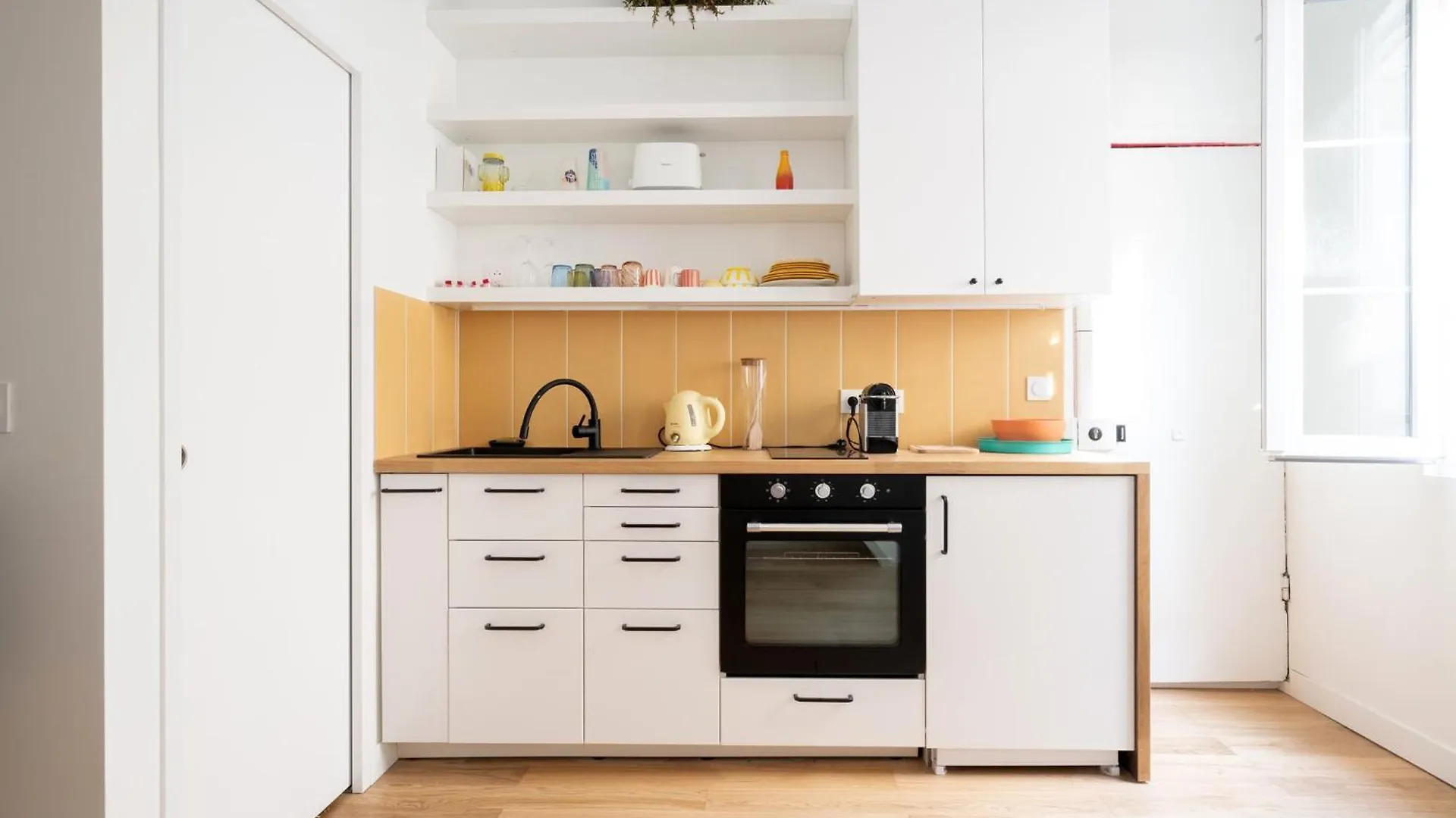 Studio De Bourgoin - Welkeys Apartment Paris