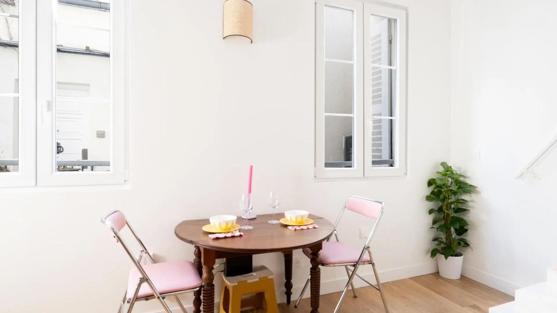 Studio De Bourgoin - Welkeys Apartment Paris